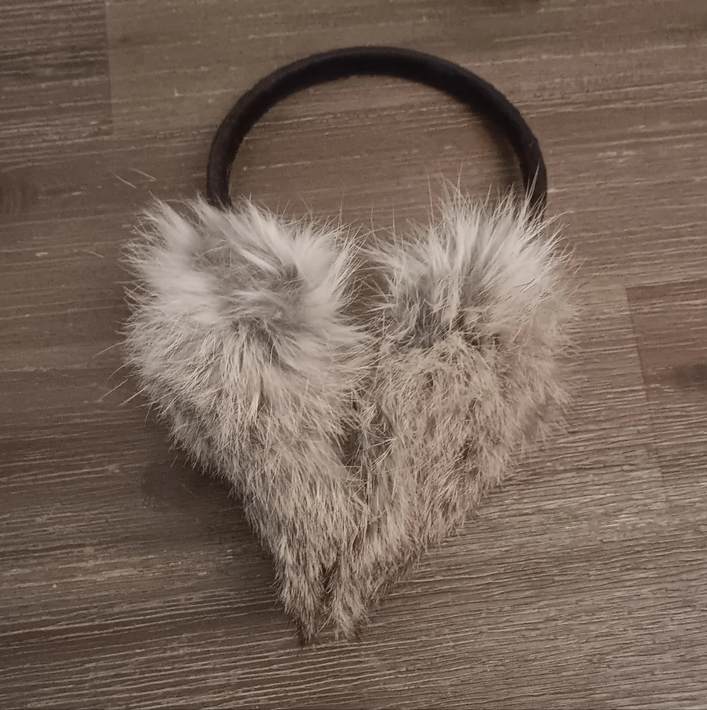 Elegant Rabbit Fur Earmuffs - Black and Gray - Picture 15 of 15
